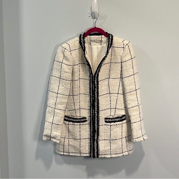Alice + Olivia “Indira” Fitted Jacket 6 - Picture 3 of 5